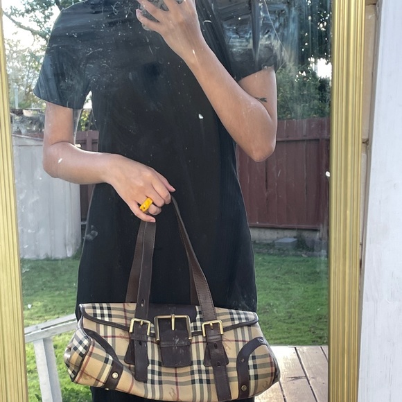 Burberry Vintage Check Buckle Handbag - Picture 7 of 8